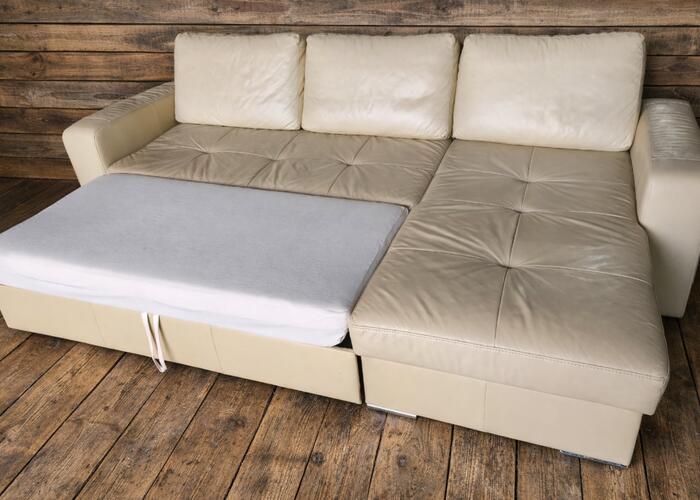 Grajewo ogłoszenia: Narożnik ze skóry naturalnej. 
Posiada funkcję spania oraz...