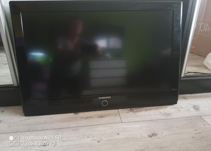 Grajewo ogłoszenia: Sprzedam telewizor marki Samsung 32cale. Orginalny pilot.