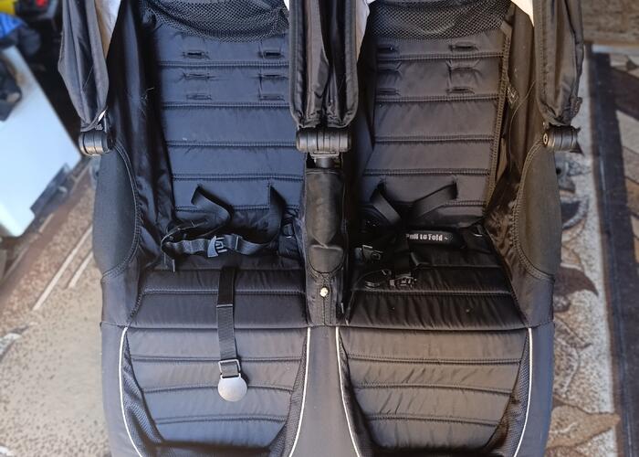 Grajewo ogłoszenia: Sprzedam wózek bliźniaczy baby jogger city. Wysokie siedzisko,...